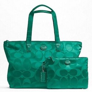 Coach Signature Nylon Packable Weekender Tote – Bright Jade NWT